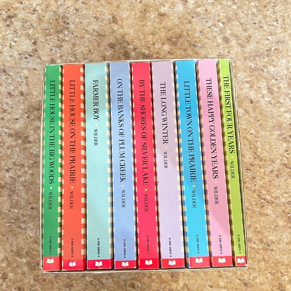 Little House on The Prairie Box Set - Picture 2 of 7